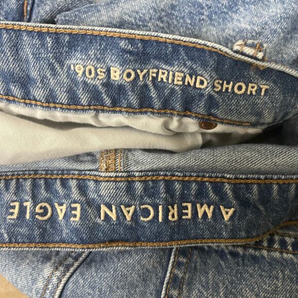 American Eagle 90s Boyfriend Short Cut off Denim High Rise - Size 18 - Picture 6 of 7